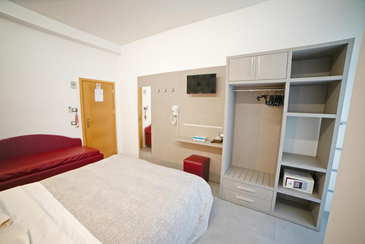Hotel Ricci Rimini Ngoại thất bức ảnh